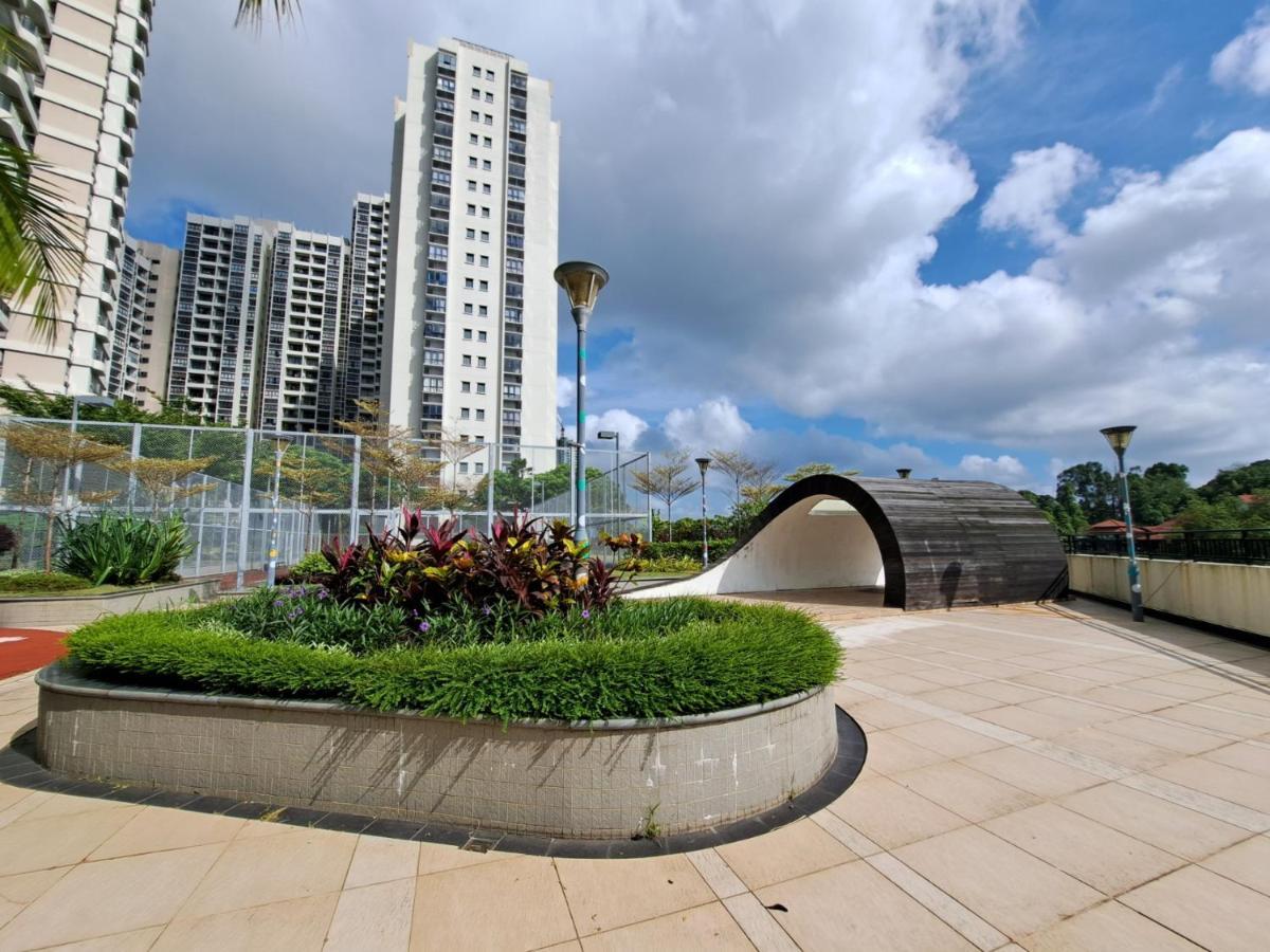 ג'והור בהרו Cozy Home Country Garden At Dangabay Of Jb, Free Wifi And Streaming מראה חיצוני תמונה